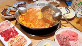 九毛九開酸湯火鍋店，素菜3元起、人均80元左右